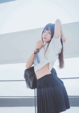 欧美大牌女装秋装_高清完整版免费全集免费观看