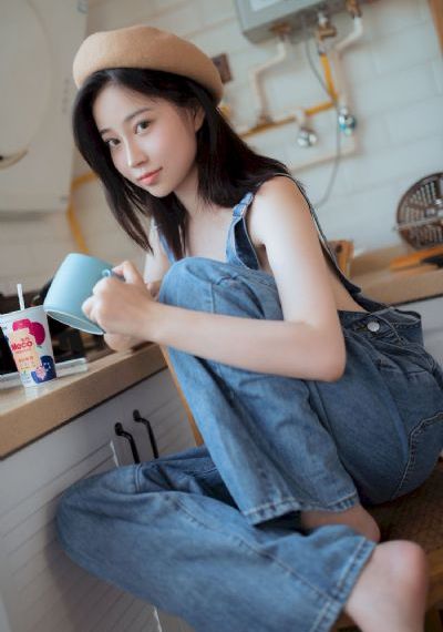 2016欧美街拍夏装_BD英语HD高清在线观看