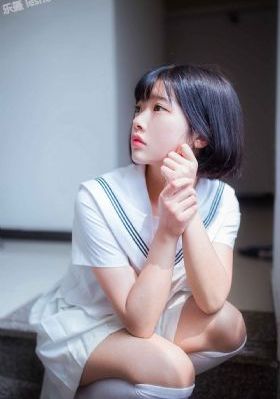 韩国成人色沙滩排球的不雅视频_DVD视频大全