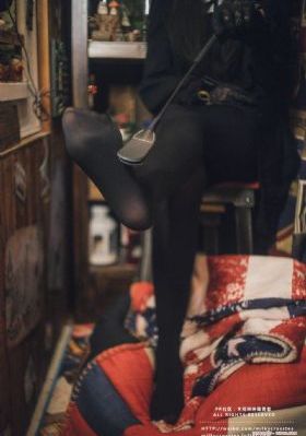 欧美人物油画模特_4K全集免费播放